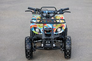 Детский квадроцикл MOTAX ATV Mini Grizlik 50сс ручной стартер спереди на улице