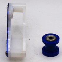 Успокоитель цепи (ловушка) с роликом синий спереди